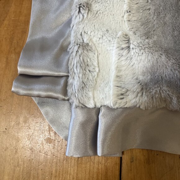 Little Yellow Chick Baby Infant Blanket Gray Faux Fur Satin Ruffle 22x22inch - Picture 2 of 10